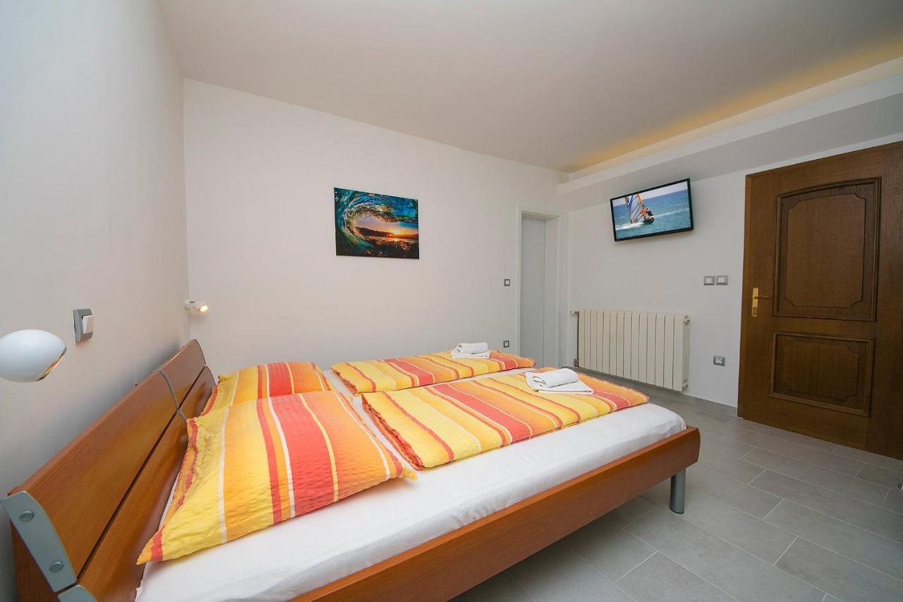 Adria Brela Apartments Esterno foto