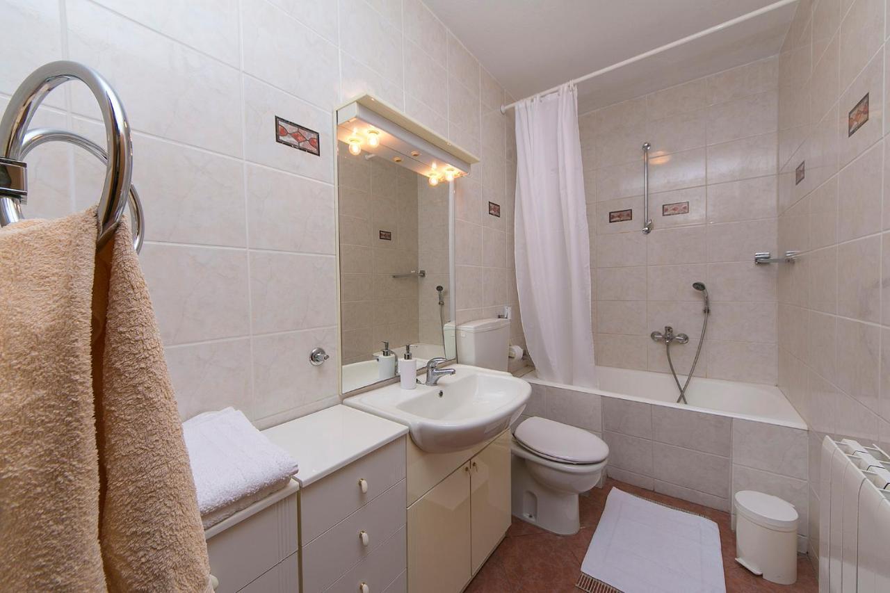 Adria Brela Apartments Esterno foto