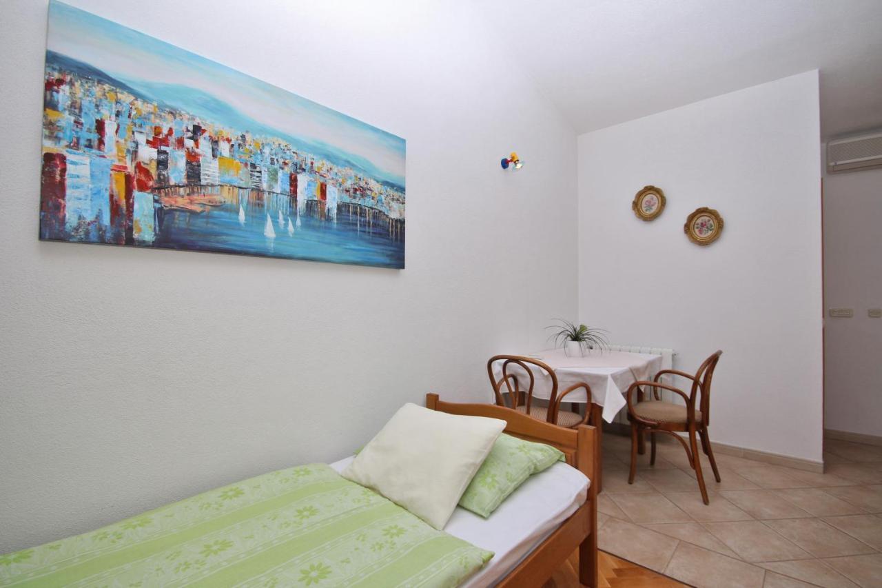 Adria Brela Apartments Esterno foto
