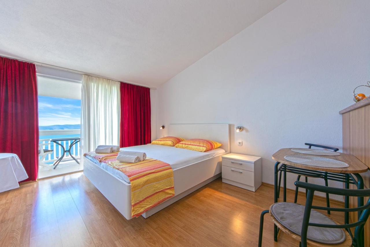 Adria Brela Apartments Esterno foto