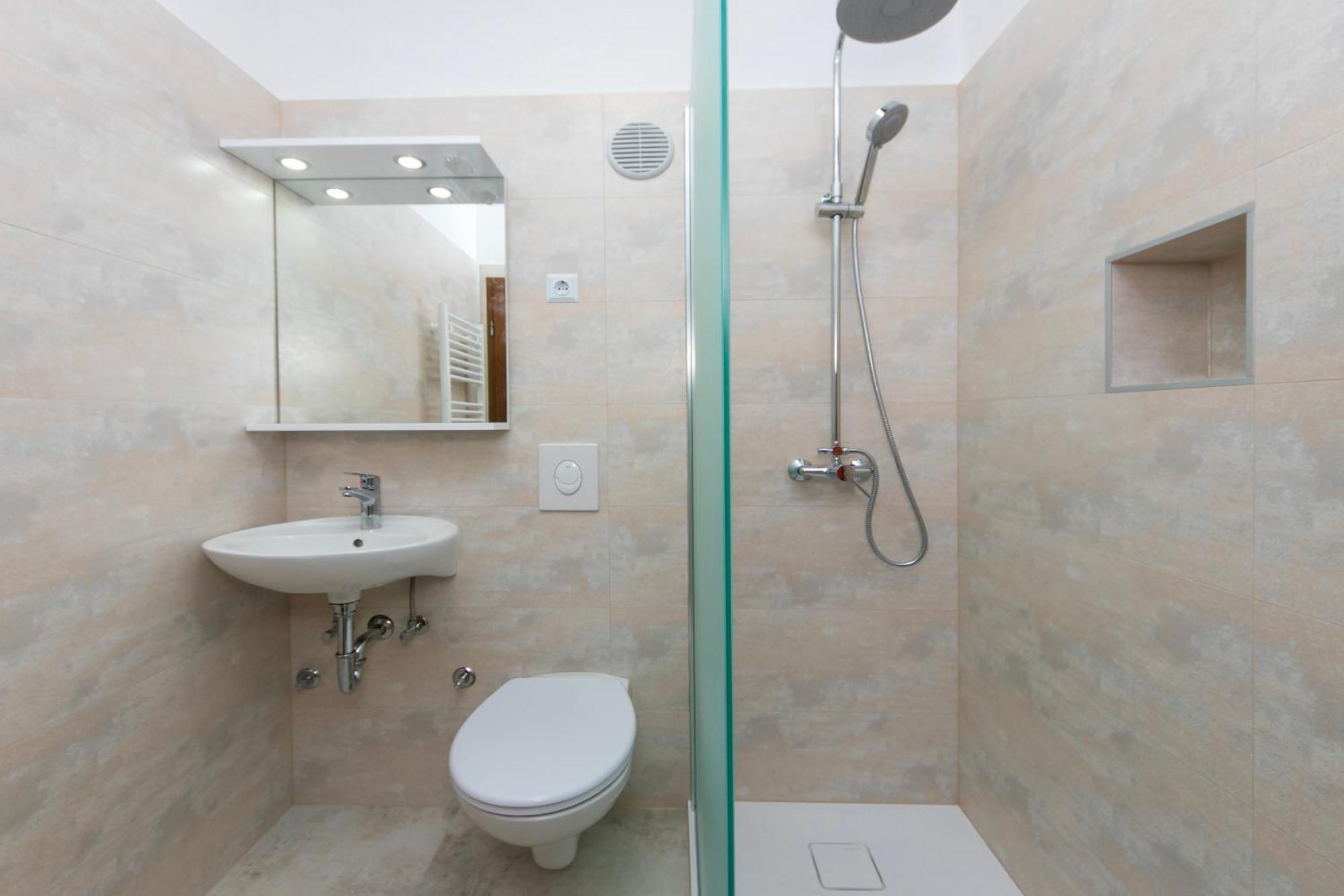 Adria Brela Apartments Esterno foto
