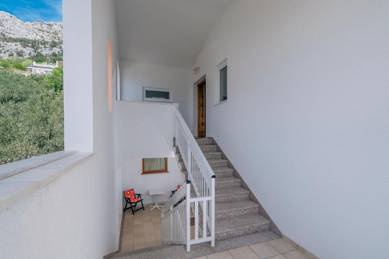 Adria Brela Apartments Esterno foto